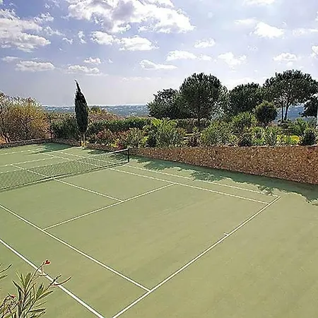 Sleeps 10 With Pool Air Con And Wifi Boliqueime